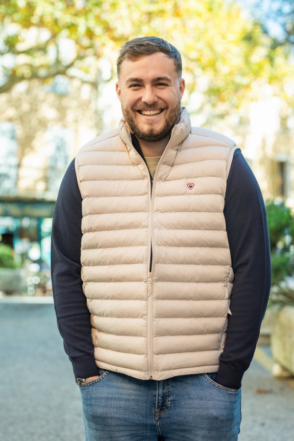 Down jacket without sleeves beige 