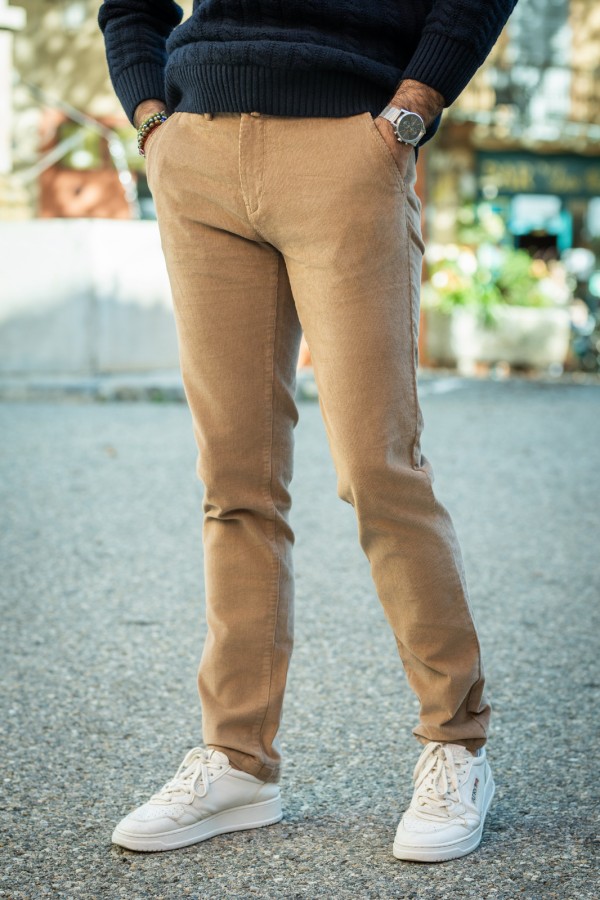 Beige velvet trousers 